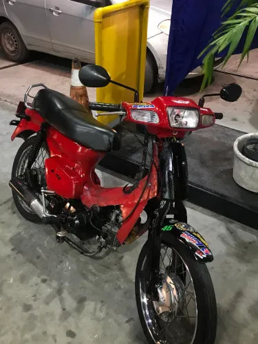 Vendo traxx atar 100 cc 2008,motivo da venda(pegar uma moto maior)