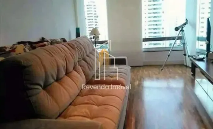 Condomínio Pao De Sorrento na Aclimação, Apartamento de 140m² com 3 dormitórios, 1 suíte,