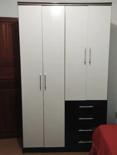 Guarda-roupas