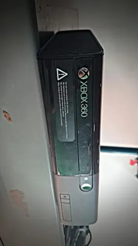 XBOX 360 2015 ZERADO - +3 JOGOS