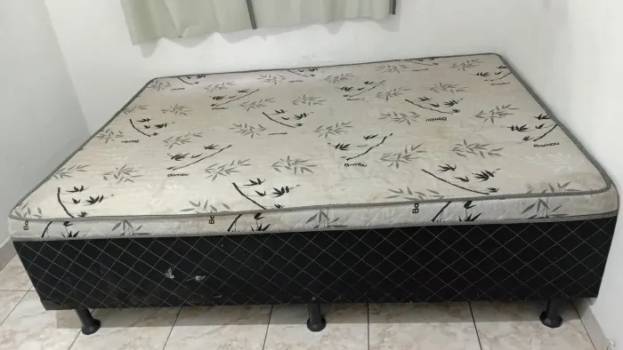 DOAÇÃO - Base Box Casal 138x188 cm