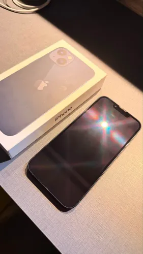 iPhone 13 - 128GB
