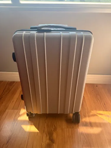 Mala de Viagem 10kg - Giro 360° (Nova)