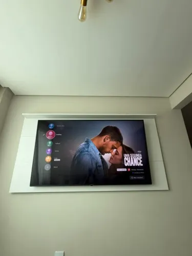 Smart TV LG UHD AI UA85 60 polegadas