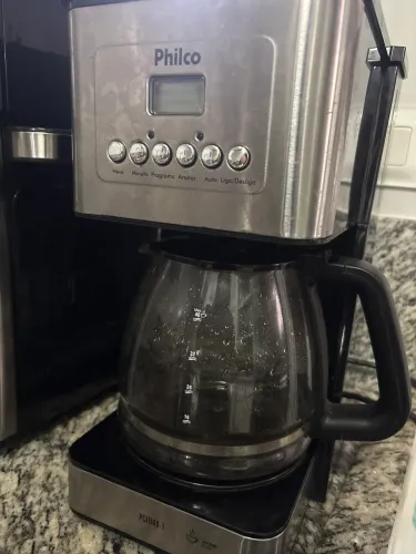 Cafeteira elétrica Philco para conserto