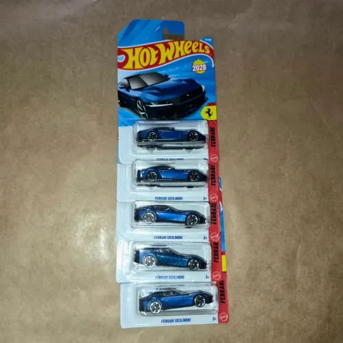 Lote 5x Hot Wheels Ferrari 12Cilindri azul 2026 - lacrados