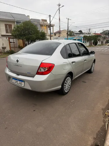 Renault Symbol Expression Hi-flex 1.6 16V 4P 2011