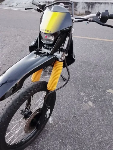 Xr top emplacada no precinho toda legalizada