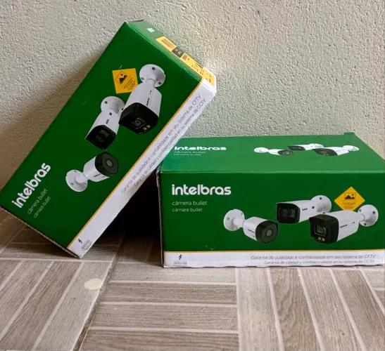 Roteador Intelbras Wi-Fi 4 301K e Câmera Bullet Intelbras (duas cameras)
