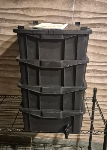 Composteira 60L