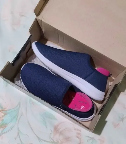 Tênis Slip On Esportivo 