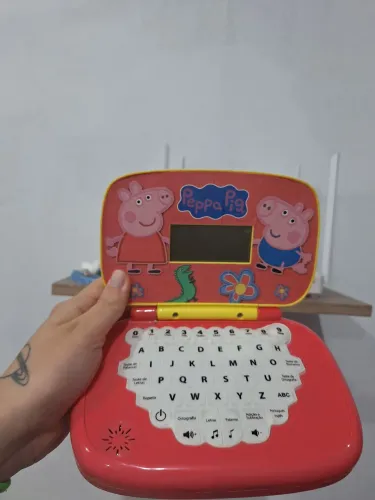 Laptop de brinquedo Peppa Pig bilíngue