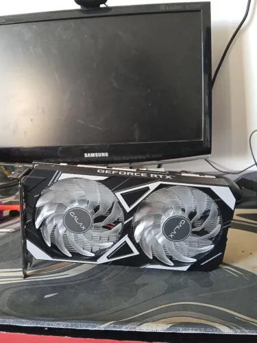 RTX 3050 8GB - VENDO OU TROCO POR IPHONE 