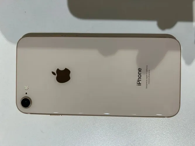 iPhone 8 - perfeito estado