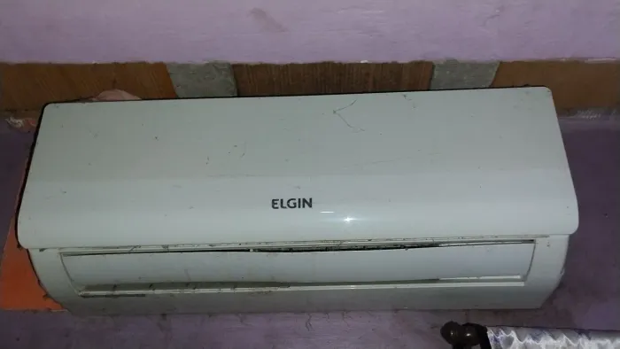 Vendo condicionador de ar split Elgin 9.000 BTUs