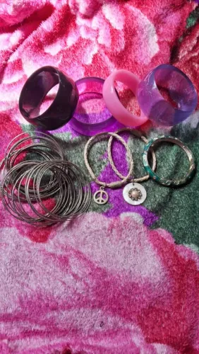 Kit pulseiras + bracelete ótimo estado Tudo por 10 reais