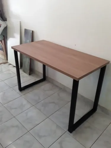 Mesa industrial 1,20 metros tipo escrivaninha preço promocional só sábado