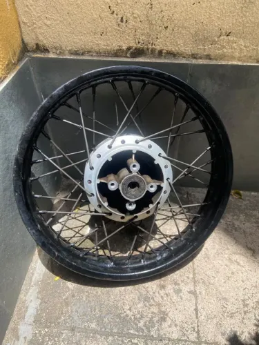 Calha traseira SHI 175 efi, com adaptador pra transmissão da Bros