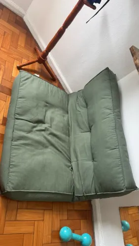 Futon grande confortável