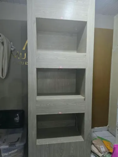 Armário Expositor MDF