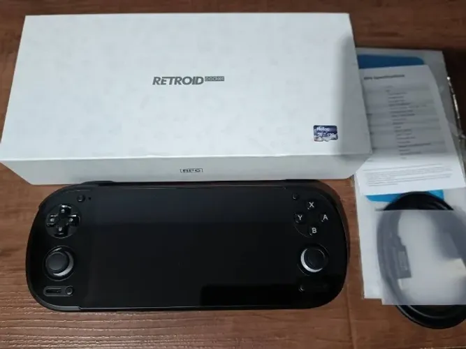 Retroid Pocket 6