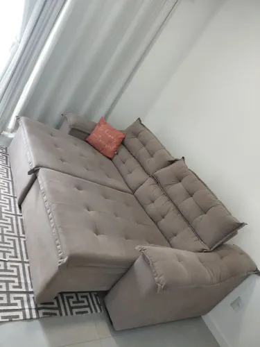 Sofá retrátil em excelente estado de conservação 2metro e 40 