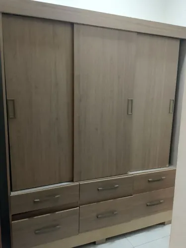 Vendo guarda roupa entrega e montagem grátis