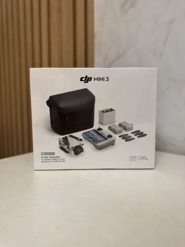 DRONE DJI MINI 3 FLY MORE COMBO (COM TELA) - DJI033