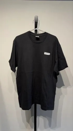 Camiseta supreme NOVA