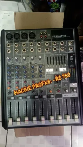 Mackie ProFX8