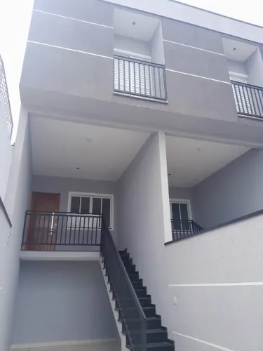 Sobrado impecável na Vila Roque: 3 quartos, 1 suíte, 2 banheiros, 2 vagas de garagem - Ven