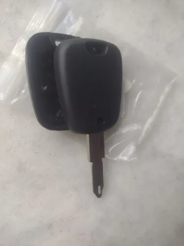 Chave telecomando linha Peugeot 2 botões