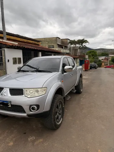 Mitsubishi L200 Triton HPE 3.2 CD TB Int.diesel AUT 2013