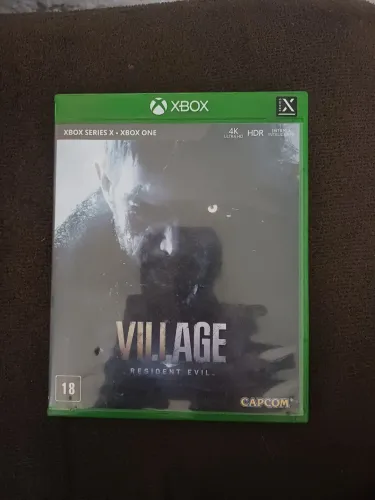 Vendo jogo Resident Evil Village para Xbox Series X ou One.