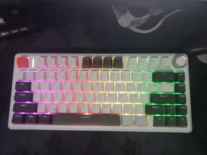 Vendo teclado mecânico Aula f75