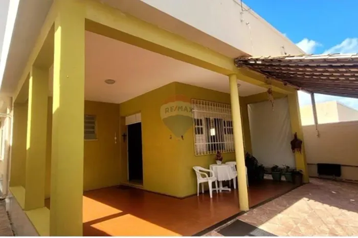 Casa com 3 Dormitórios - Bairro Cirurgia- Aracaju