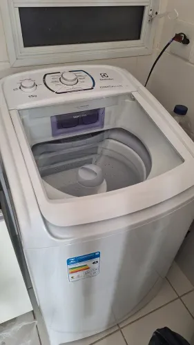Lavadora Electrolux 11 Kg Essential Care Branca LES11 127 V