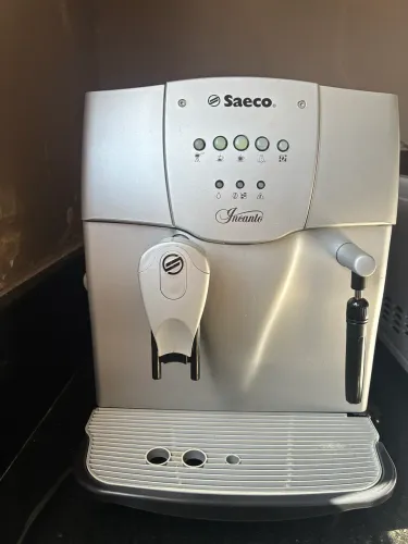 Máquina de café expresso Saeco