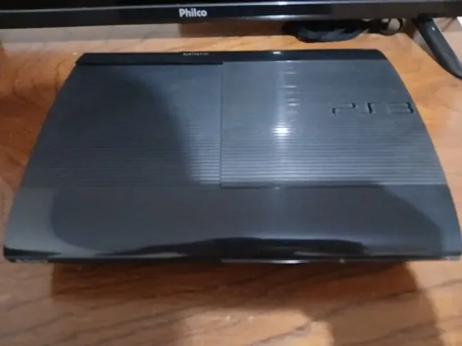 PS3 Super Slim 250 gb Desbloqueado HEN + 2 Controles + 6 Jogos Originais