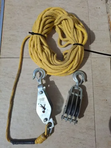 Par Moitão Gancho Roldana 970kg Vonder 30mts Corda