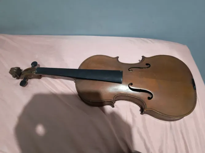 Violino antigo francês