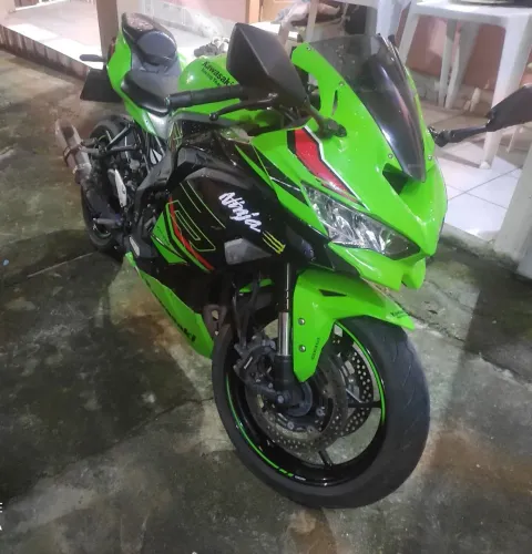 Kawasaki ninja ZX-4R R$ 48000