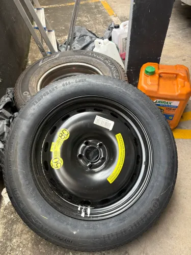 Estepe Original Continental T145/80 R19 122M - Estado de Novo - R$ 1.600