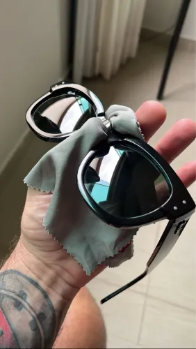 RayBan Wayfarer