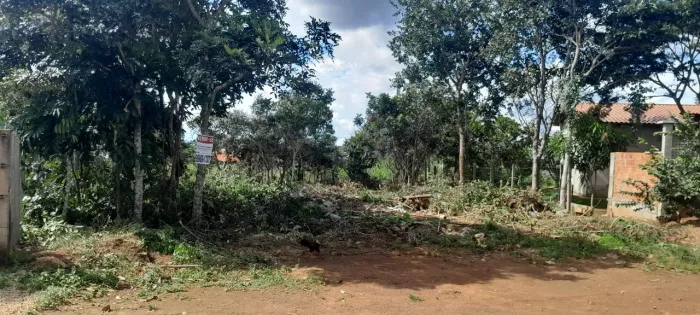 Vende-se excelente terreno no florada da Serra - Chapada dos Guimarães-MT