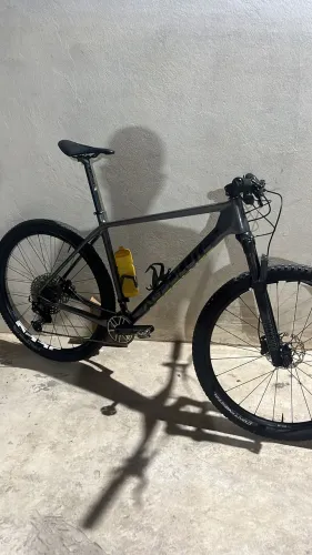 Bicicleta MTB CARBONO