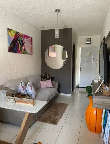 Casa com quintal no Moradas Club Ilhas do Pará em condomínio fechado.