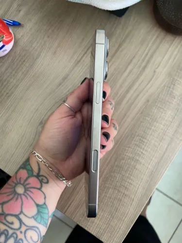 iPhone 16 pro Max 256gb usado