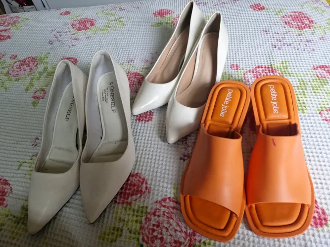 Sapatos Femininos 100 (cada Par)