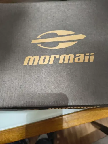 2 PARES TENIS MORMAII SEMI NOVOS